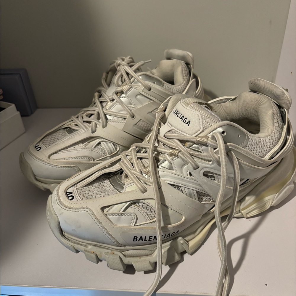 Balenciaga Track Runner’s CREAM